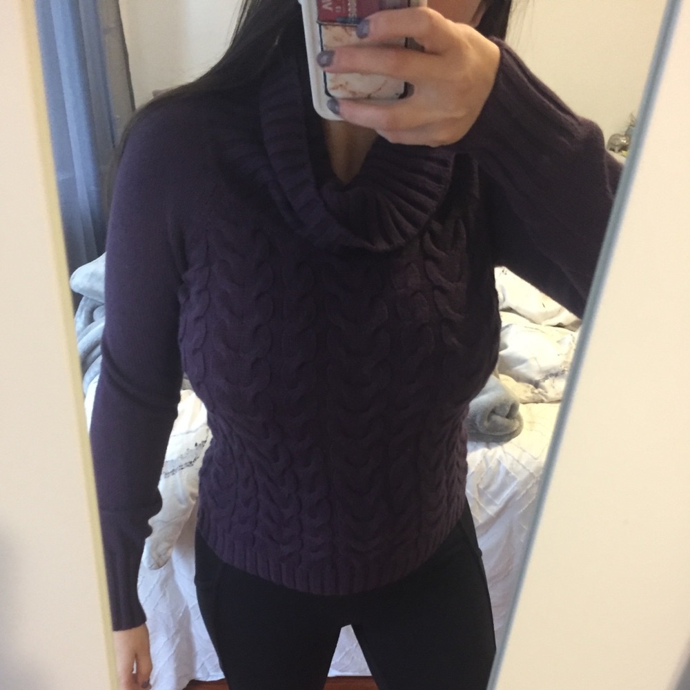 XS banana republic cashmere purple sweater cowl